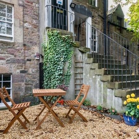 Unique Two Bed Main Door Flat At The Meadows Apartment Edinburgh Exterior photo